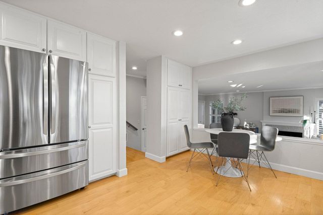 600 Bainbridge Street, Foster City, CA 94404