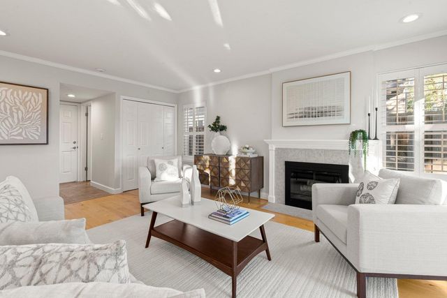 600 Bainbridge Street, Foster City, CA 94404