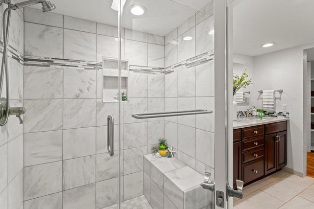 600 Bainbridge Street, Foster City, CA 94404