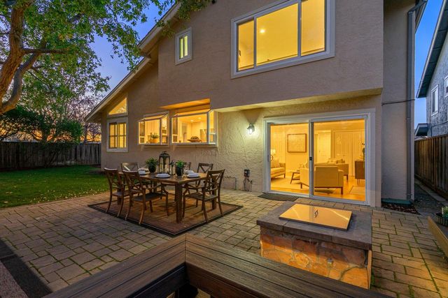 600 Bainbridge Street, Foster City, CA 94404