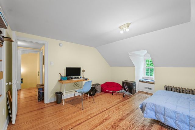 1109 S Douglas Avenue, Urbana, IL 61801