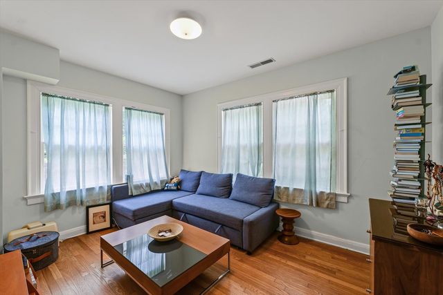 1109 S Douglas Avenue, Urbana, IL 61801