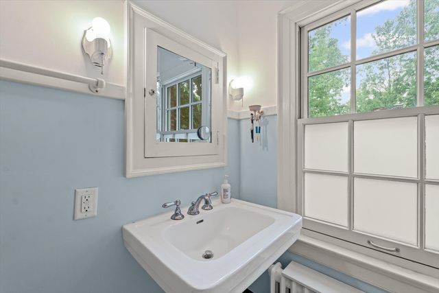 1109 S Douglas Avenue, Urbana, IL 61801