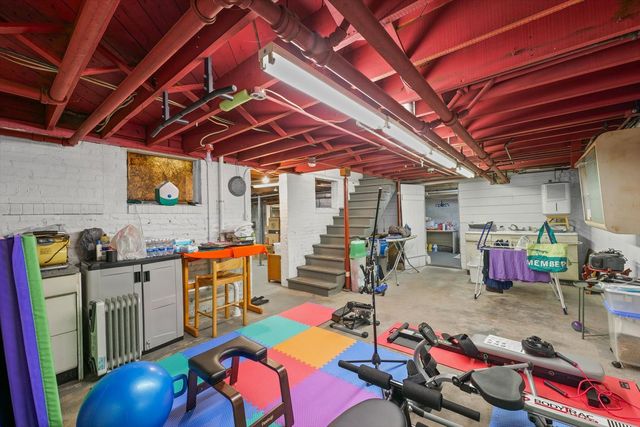 1109 S Douglas Avenue, Urbana, IL 61801