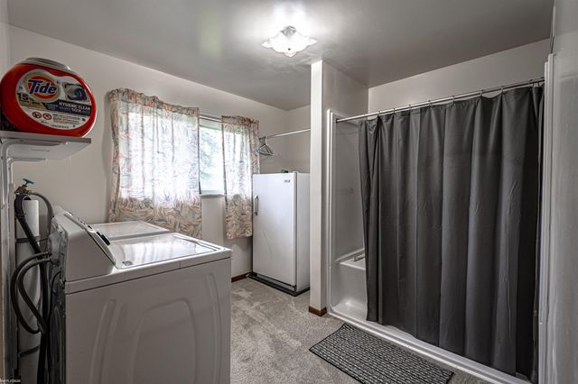 7160 Fred W Moore Highway, Saint Clair, MI 48079