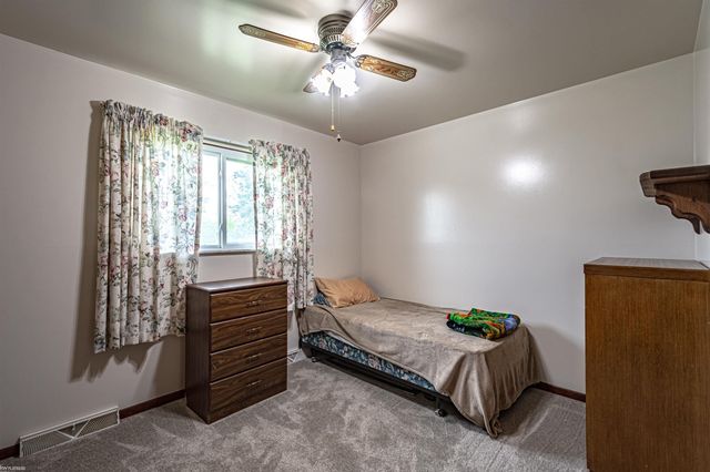 7160 Fred W Moore Highway, Saint Clair, MI 48079