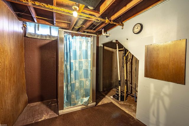 7160 Fred W Moore Highway, Saint Clair, MI 48079