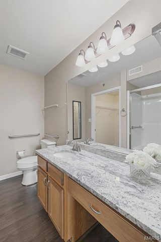 160 Brandy Mill Circle 7D, High Ridge, MO 63049