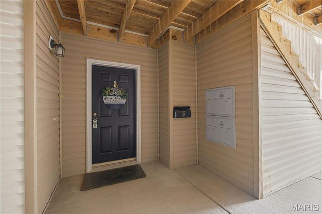 160 Brandy Mill Circle 7D, High Ridge, MO 63049