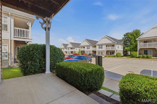 160 Brandy Mill Circle 7D, High Ridge, MO 63049