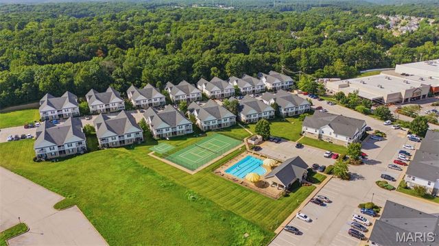 160 Brandy Mill Circle 7D, High Ridge, MO 63049