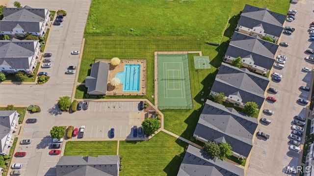 160 Brandy Mill Circle 7D, High Ridge, MO 63049