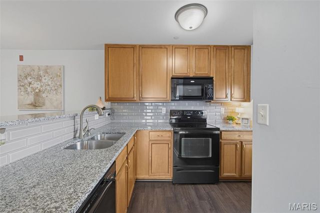 160 Brandy Mill Circle 7D, High Ridge, MO 63049