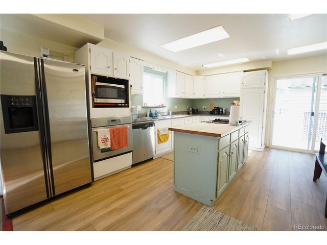 4651 S Washington St, Englewood, CO 80113