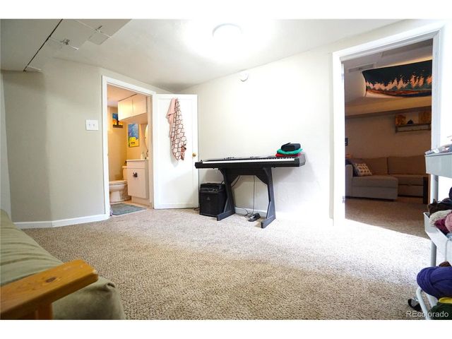 4651 S Washington St, Englewood, CO 80113