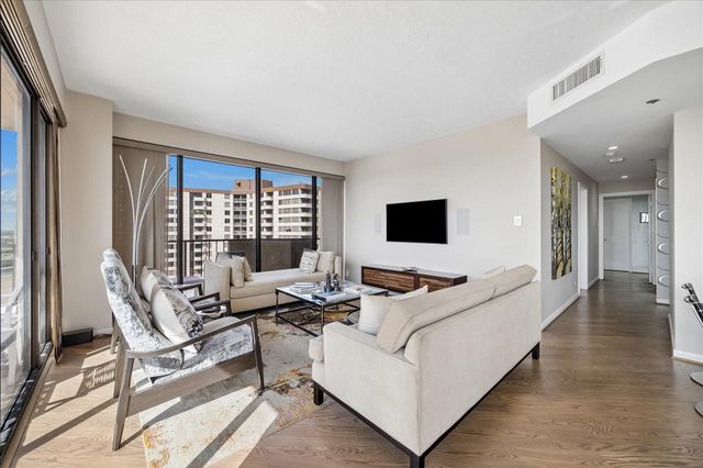 3350 Mccue Road 1101, Houston, TX 77056