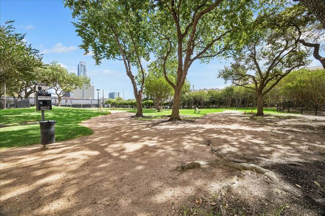 3350 Mccue Road 1101, Houston, TX 77056