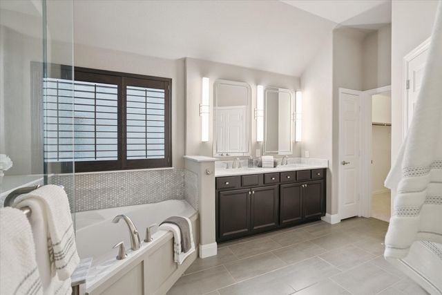 6432 Brynwyck Lane, North Richland Hills, TX 76182