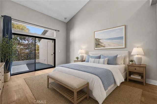 200 Paris Lane 304, Newport Beach, CA 92663