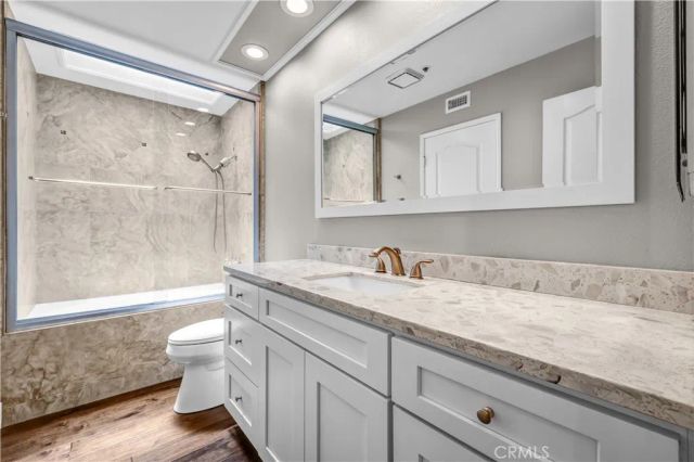 200 Paris Lane 304, Newport Beach, CA 92663