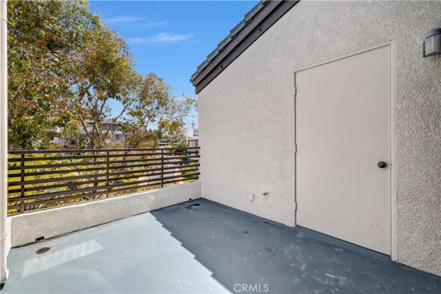 200 Paris Lane 304, Newport Beach, CA 92663