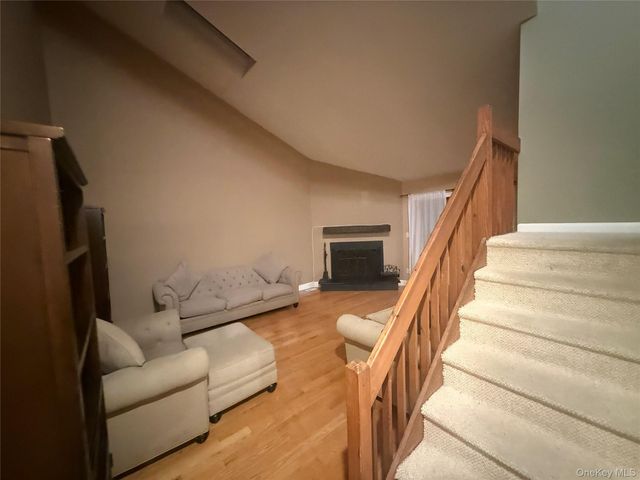 21 Cherry Court, Highland Mills, NY 10930