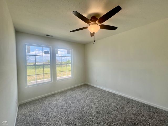 2402 N Liberty Lakes Drive, Greensburg, IN 47240