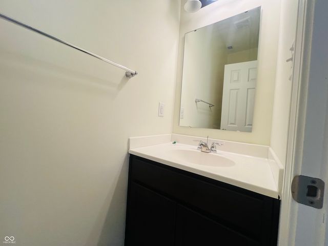 2402 N Liberty Lakes Drive, Greensburg, IN 47240