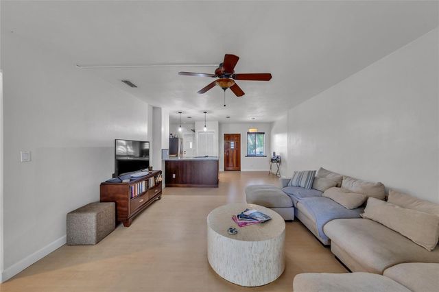 1535 SE 15TH Street 305, Fort Lauderdale, FL 33316