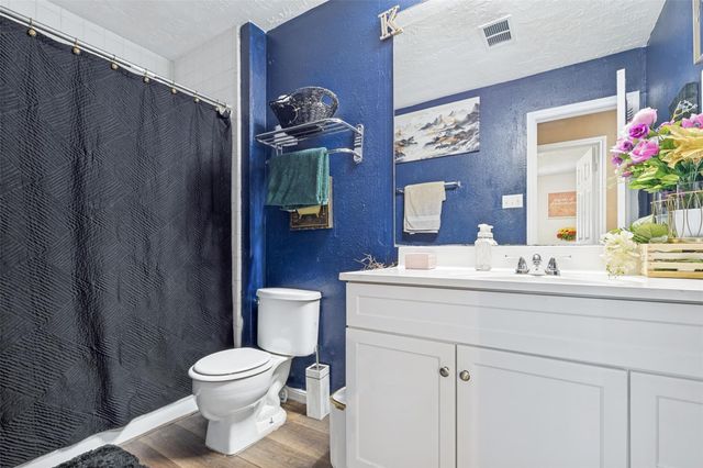 3802 Storm Creek Drive, Houston, TX 77088