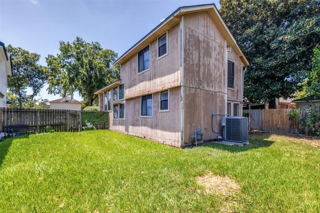 3802 Storm Creek Drive, Houston, TX 77088