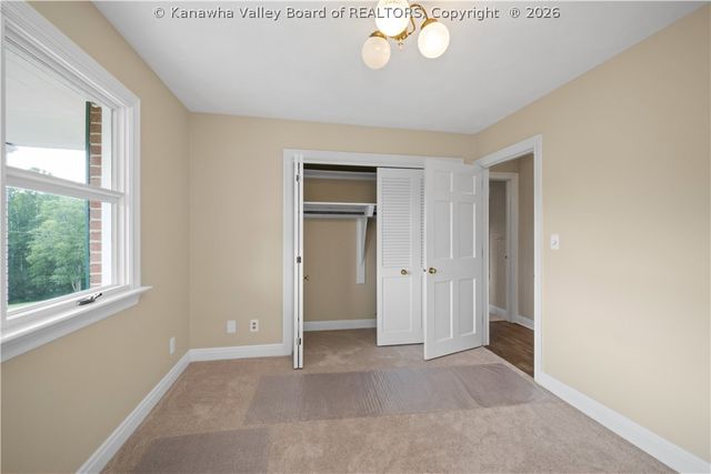 3 Lous Drive, Elkview, WV 25071