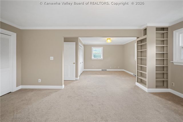 3 Lous Drive, Elkview, WV 25071