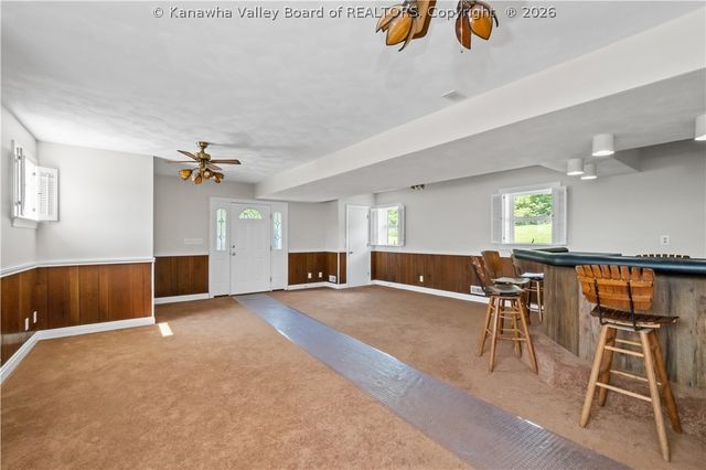 3 Lous Drive, Elkview, WV 25071