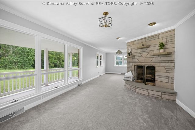 3 Lous Drive, Elkview, WV 25071