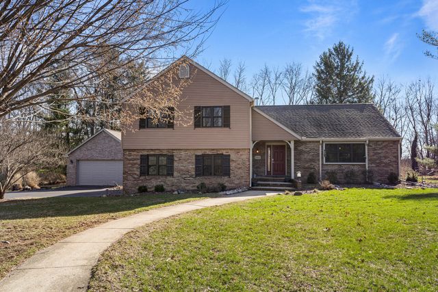 1506 WOODFIELD Drive, Mahomet, IL 61853