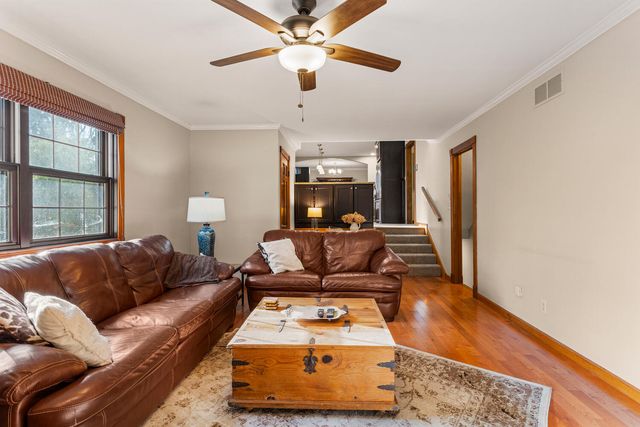 1506 WOODFIELD Drive, Mahomet, IL 61853