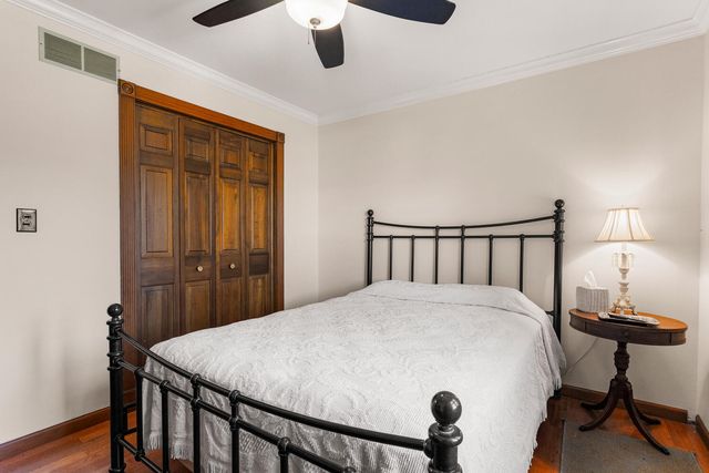 1506 WOODFIELD Drive, Mahomet, IL 61853