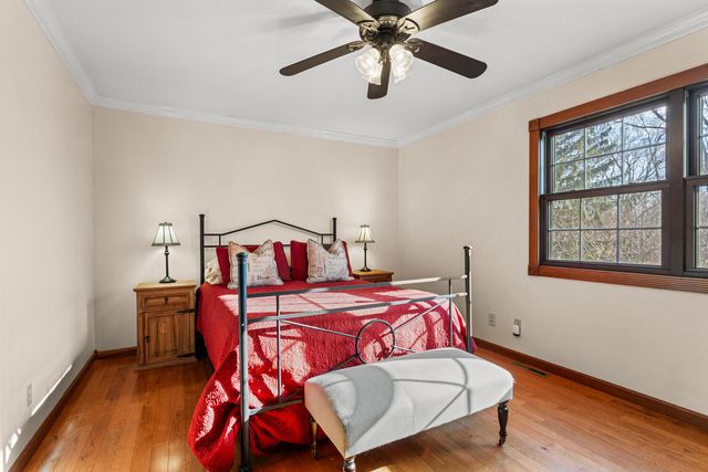 1506 WOODFIELD Drive, Mahomet, IL 61853