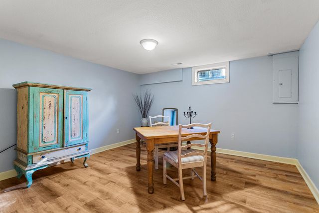 1506 WOODFIELD Drive, Mahomet, IL 61853