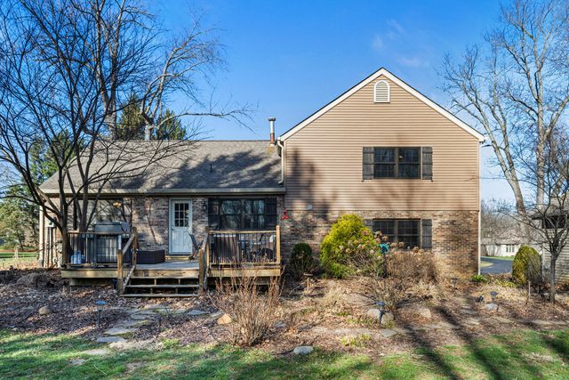 1506 WOODFIELD Drive, Mahomet, IL 61853