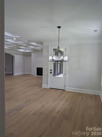 110 Hunts Landing Drive, Mooresville, NC 28117