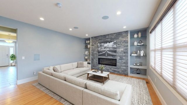 24 Iron Works Way, Saugus, MA 01906