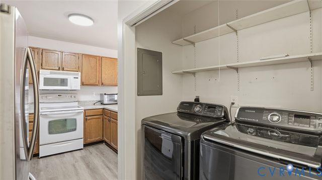 408 Springdale Ave, Colonial Heights, VA 23834