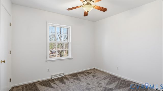 408 Springdale Ave, Colonial Heights, VA 23834