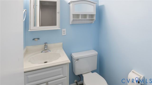 408 Springdale Ave, Colonial Heights, VA 23834