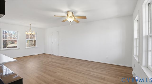 408 Springdale Ave, Colonial Heights, VA 23834