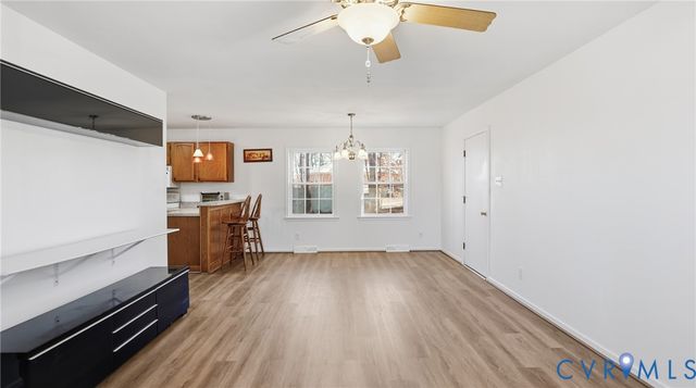 408 Springdale Ave, Colonial Heights, VA 23834