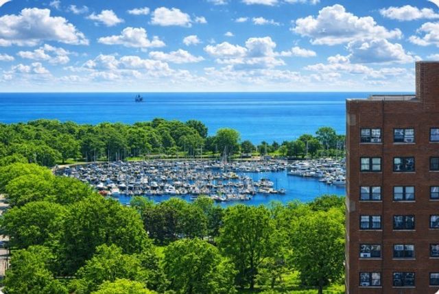 4343 N Clarendon Street 2110, Chicago, IL 60613