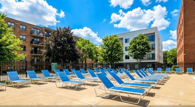 4343 N Clarendon Street 2110, Chicago, IL 60613